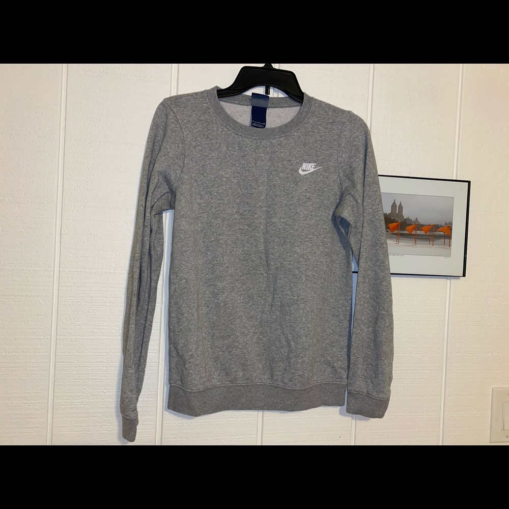 Nike crewneck